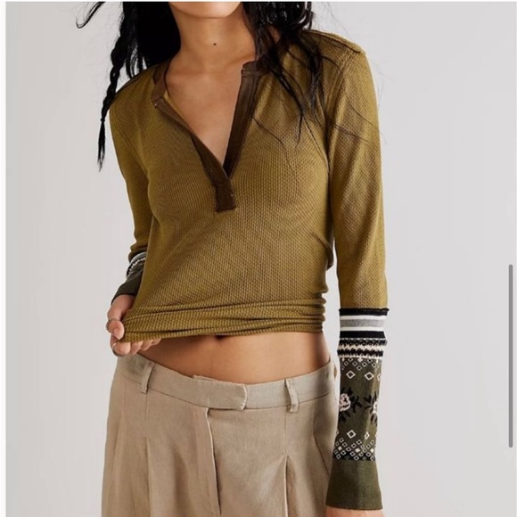 New FREE PEOPLE Newbie Thermal Henley Army Green Layering Knit Crochet Cuff XL - Picture 3 of 15